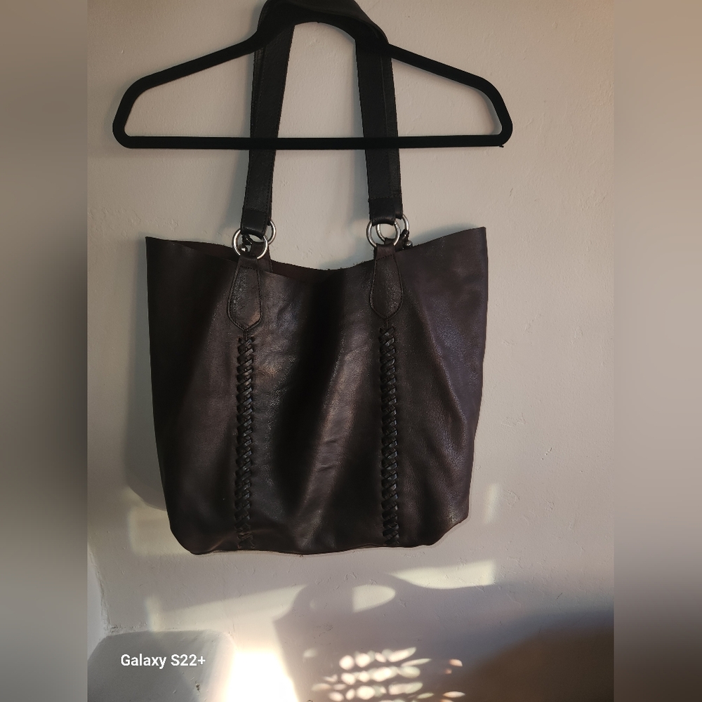 Raj Brown Leather Tote Bag with Classic Design - Picture 4 of 11